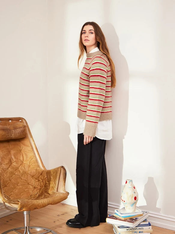 Sandnes strikkeopskrift 2403 NR. 12 - North Sweater