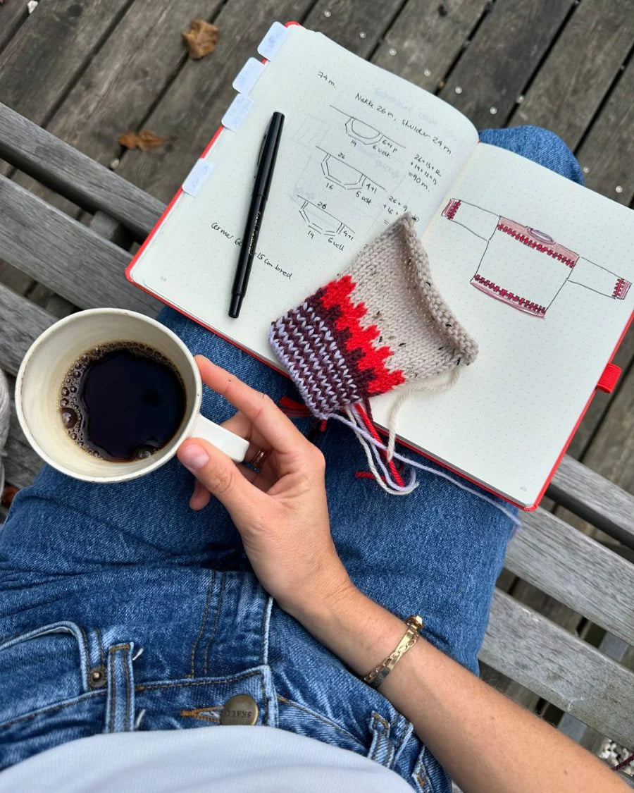 PetiteKnit - Cross Sweater Junior