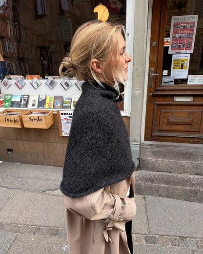 PetiteKnit - Ivy Cape