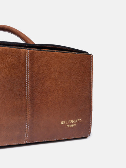 Re:Designed Project 114 - Walnut - Projekttaske