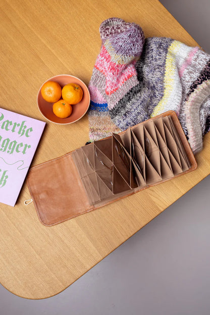 Re:Designed Project 93 - Walnut - Etui