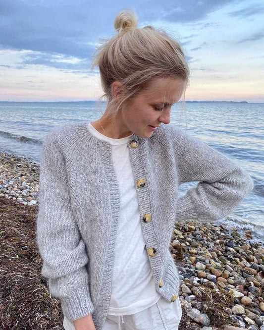 PetiteKnit - Novice Cardigan - Chunky Edition
